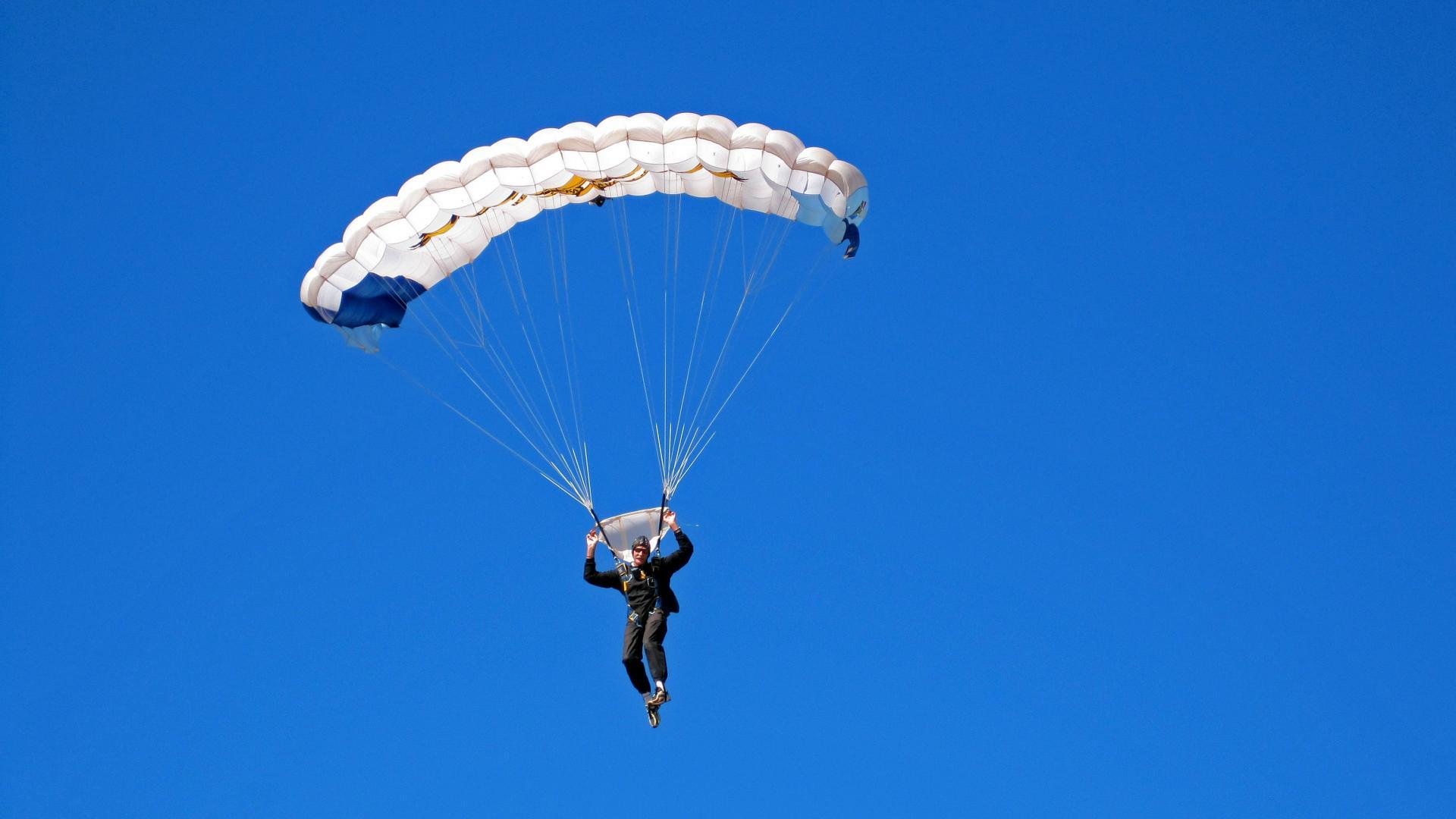 水球快攻突尼斯男队形成压制