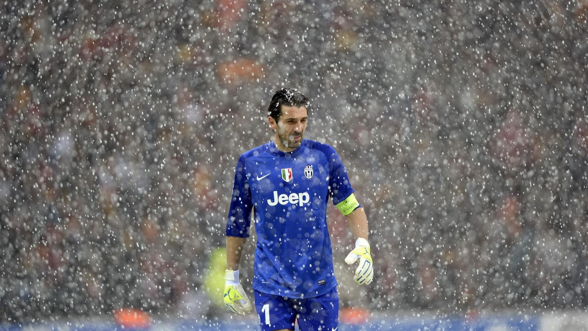 冠军球队球员家庭开放日温馨感人，增强球队凝聚力